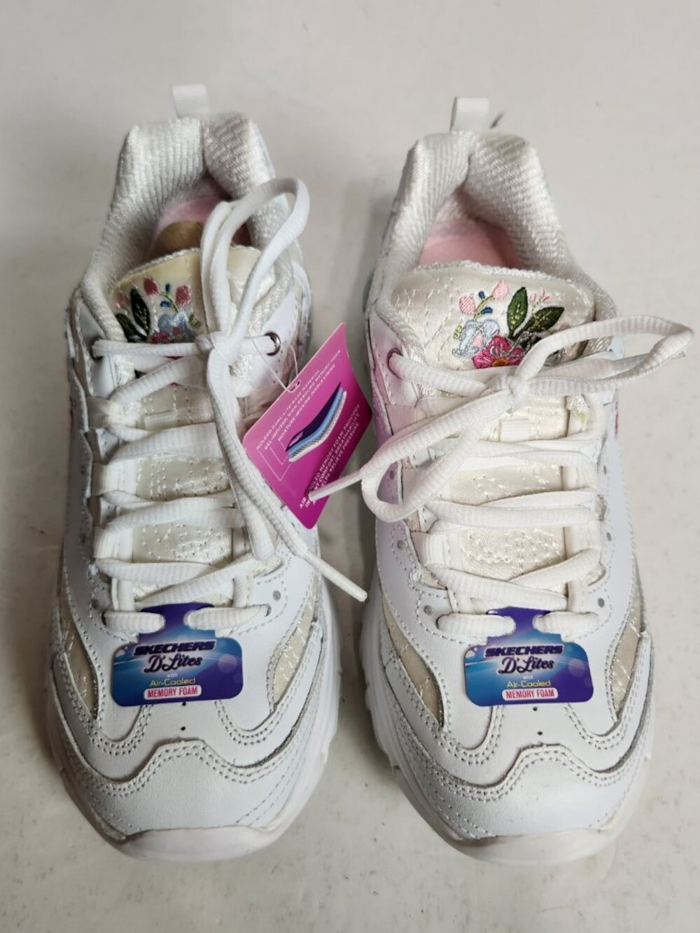 New Skechers D Lites Bright Blossom 11977 White Memory Foam Shoe Sneakers 7.5
